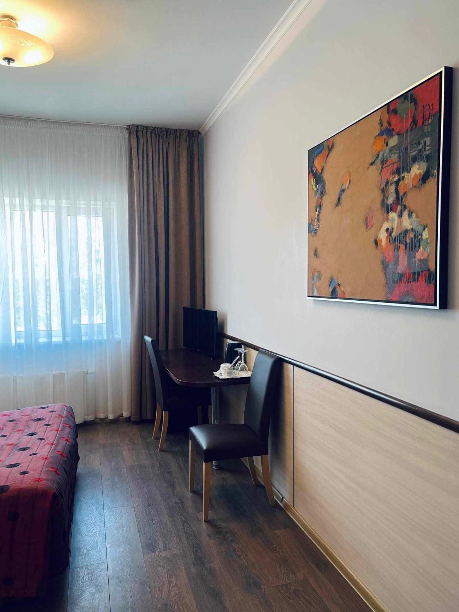 Via Baltica Hotel Sargenai Exterior photo
